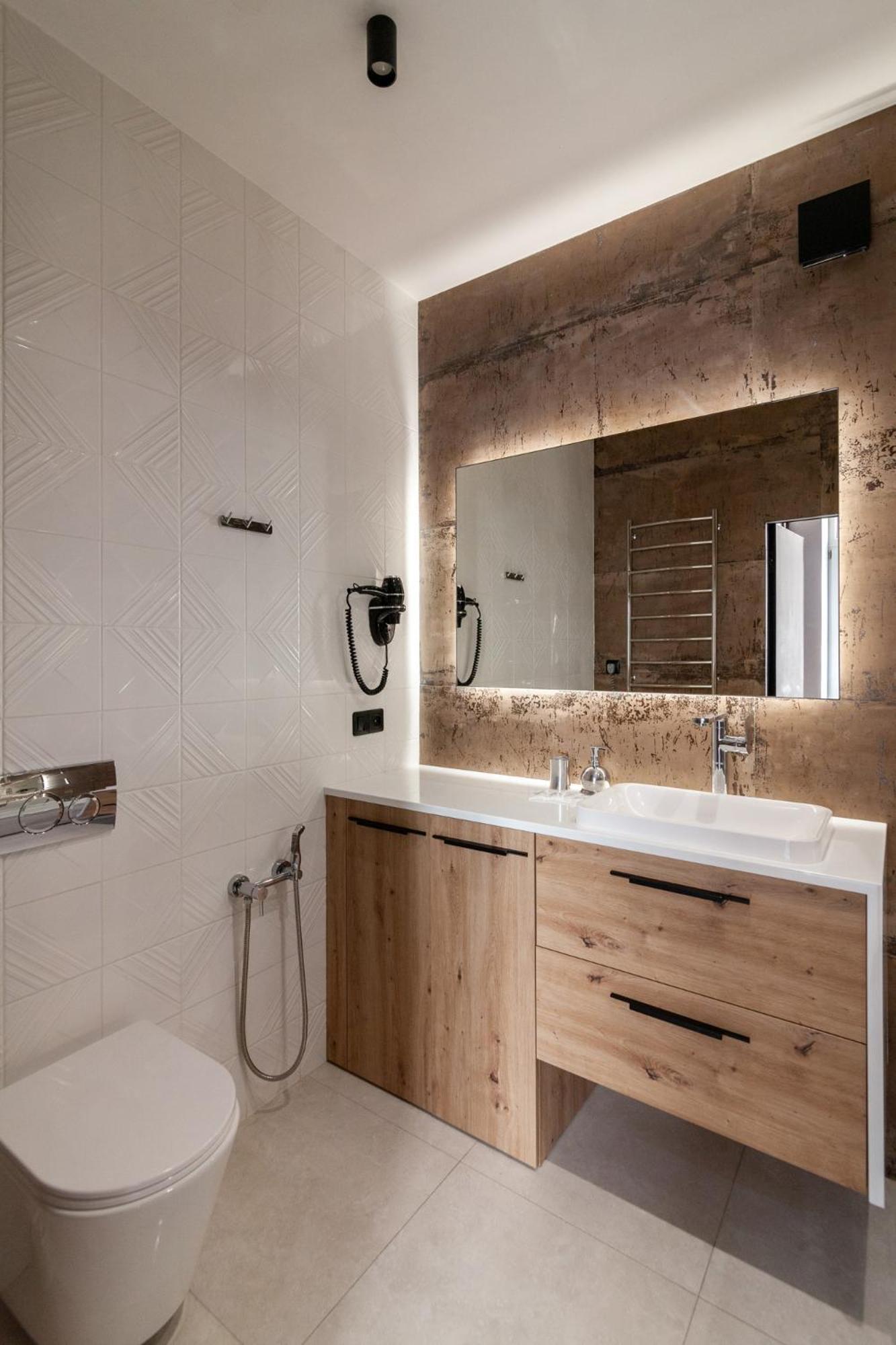 Leogrand Jacuzzi On Krakivska 26 Lägenhet Lviv Exteriör bild